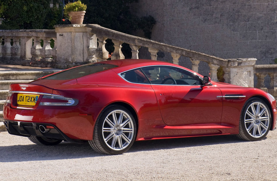 Замена аккумулятора Aston-Martin Dbs