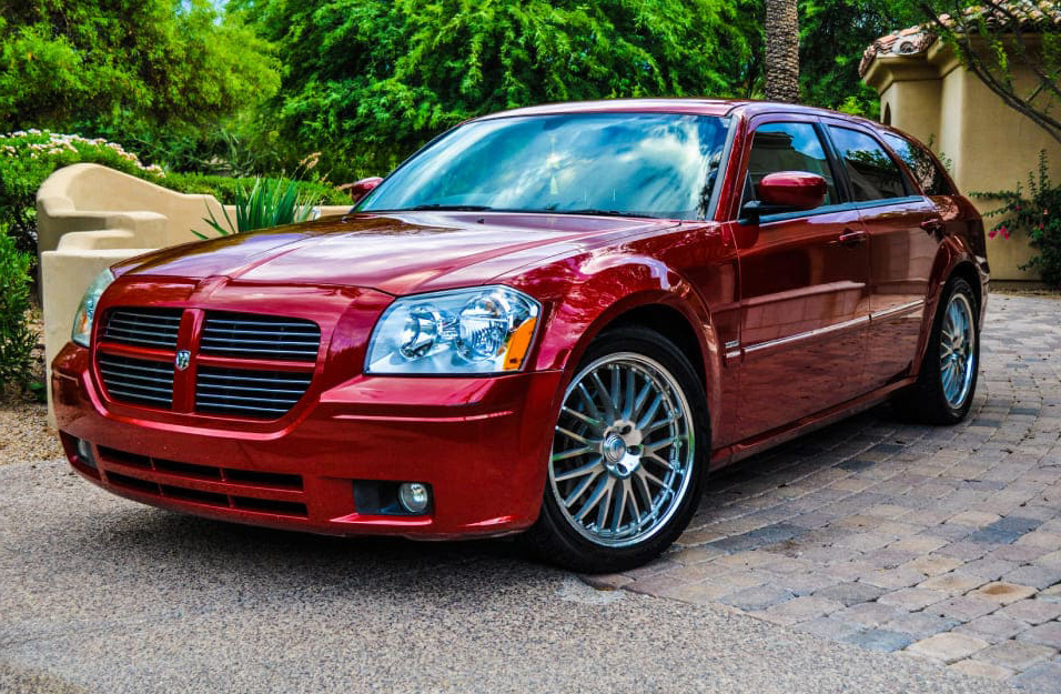 Замена аккумулятора Dodge Magnum