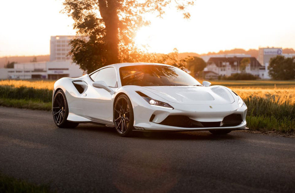 Замена аккумулятора Ferrari F8
